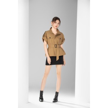 都市干练风外套